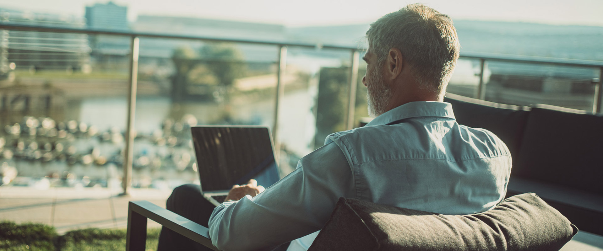 9:00 - Homeoffice a teraszon